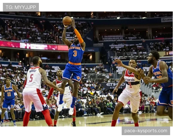 防守三秒违例究竟怎么判？看懂NBA规则的关键一步